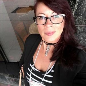 Meet your Posher, Nakia